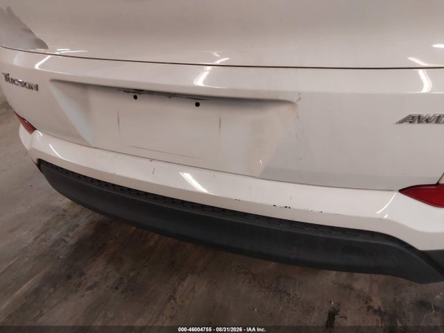 Hyundai TUCSON SE 2018 KM8J2CA46JU655772 Image 16