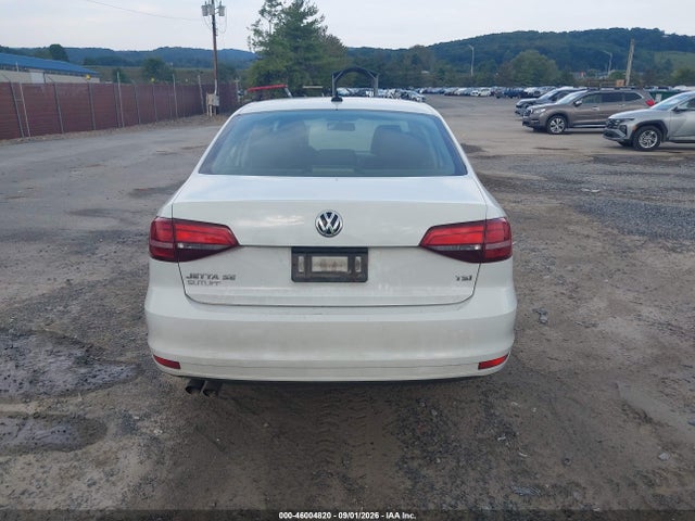 46004820 :رقم المزاد ، 3VWB67AJ0HM271119 vin ، 2017 Volkswagen Jetta 1.4t Se مزاد بيع