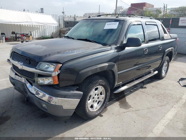 46004943 :رقم المزاد ، 3GNEK12Z05G136883 vin ، 2005 Chevrolet Avalanche 1500 Z71 مزاد بيع