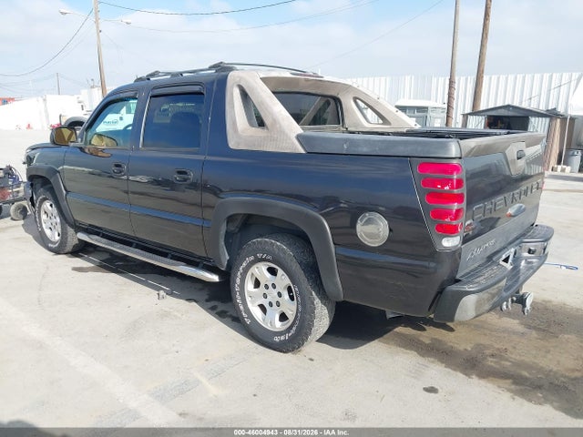 46004943 :رقم المزاد ، 3GNEK12Z05G136883 vin ، 2005 Chevrolet Avalanche 1500 Z71 مزاد بيع