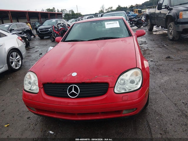 46004978 :رقم المزاد ، WDBKK47F1YF163008 vin ، 2000 Mercedes-benz Slk 230 Kompressor مزاد بيع