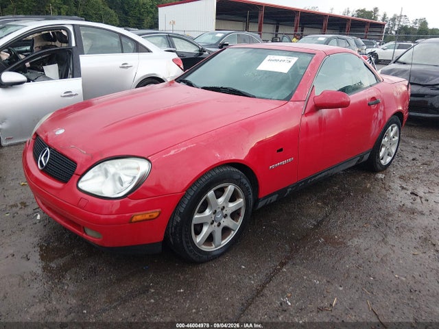46004978 :رقم المزاد ، WDBKK47F1YF163008 vin ، 2000 Mercedes-benz Slk 230 Kompressor مزاد بيع