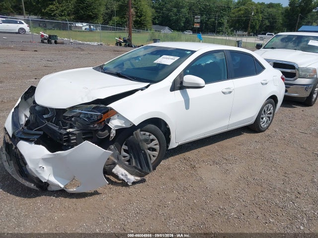 2018 Toyota Corolla Le მანქანა იყიდება აუქციონზე, vin: 2T1BURHE0JC057064, აუქციონის ნომერი: 46004988