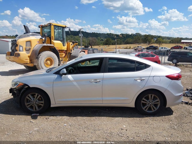 Продажа на аукционе авто 2018 Hyundai Elantra Sel, vin: 5NPD84LF1JH215800, номер лота: 46004992