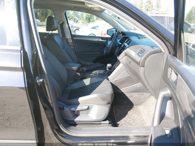 2022 Volkswagen Tiguan 2.0t Se მანქანა იყიდება აუქციონზე, vin: 3VV2B7AX6NM149235, აუქციონის ნომერი: 46005006