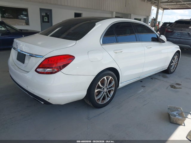 46005056 :رقم المزاد ، 55SWF4JB4FU046634 vin ، 2015 Mercedes-benz C 300 مزاد بيع
