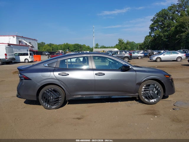 2026 Nissan Sentra Sr მანქანა იყიდება აუქციონზე, vin: 3N1AB9DV5TY284179, აუქციონის ნომერი: 46005060