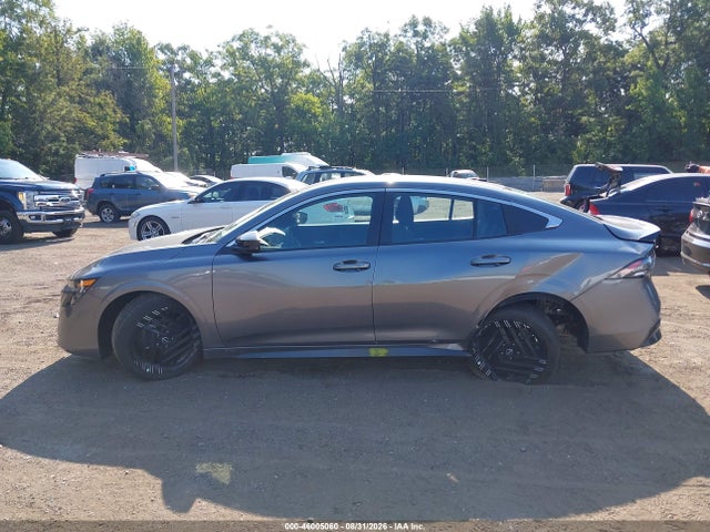 2026 Nissan Sentra Sr მანქანა იყიდება აუქციონზე, vin: 3N1AB9DV5TY284179, აუქციონის ნომერი: 46005060