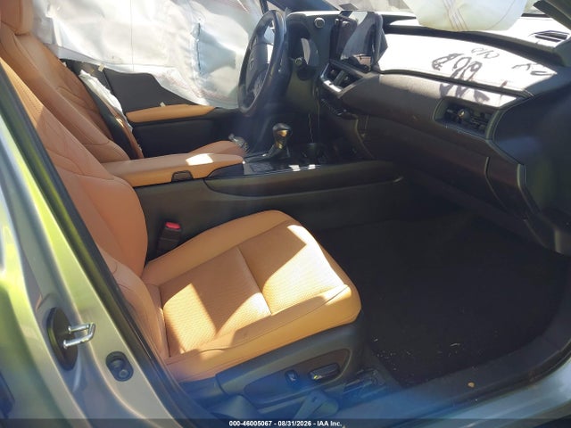 Продаж на аукціоні авто 2023 Lexus Ux 250h Premium, vin: JTHP9JBH3P2067010, номер лоту: 46005067