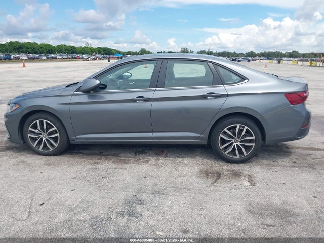 2025 Volkswagen Jetta 1.5t Se მანქანა იყიდება აუქციონზე, vin: 3VW7X7BU5SM050568, აუქციონის ნომერი: 46005085