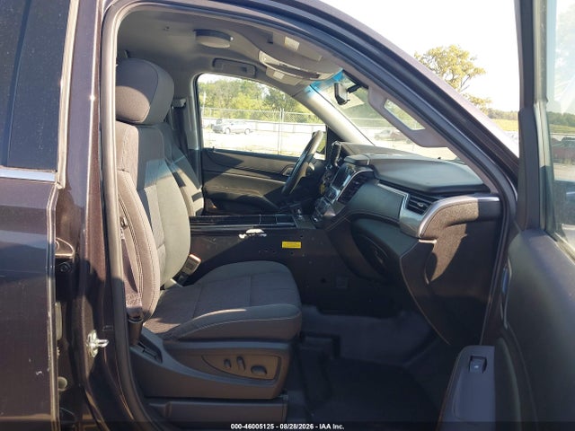 46005125 :رقم المزاد ، 1GNSK3EC8FR528047 vin ، 2015 Chevrolet Tahoe Commercial Fleet مزاد بيع