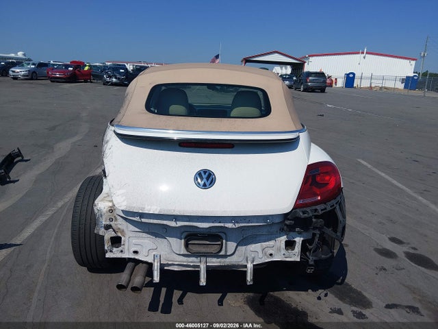 2014 Volkswagen Beetle 2.5l მანქანა იყიდება აუქციონზე, vin: 3VW5X7AT3EM805348, აუქციონის ნომერი: 46005127