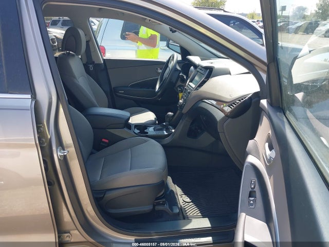 Продажа на аукционе авто 2017 Hyundai Santa Fe Sport 2.4l, vin: 5NMZU3LB5HH005555, номер лота: 46005157