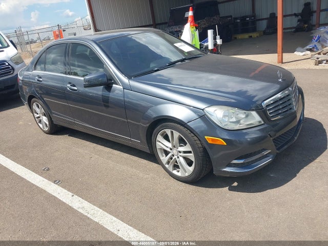 Mercedes-Benz C 250 Luxury 2014 WDDGF4HB6EG248350 zdjęcie główne