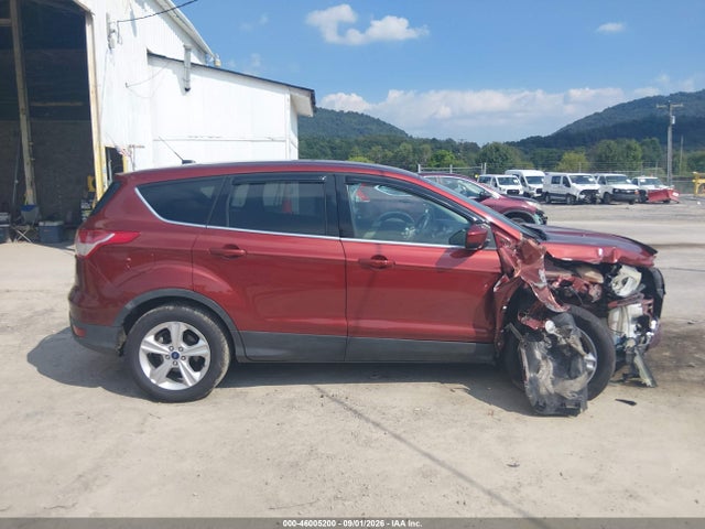 46005200 :رقم المزاد ، 1FMCU9G91EUE36622 vin ، 2014 Ford Escape Se مزاد بيع