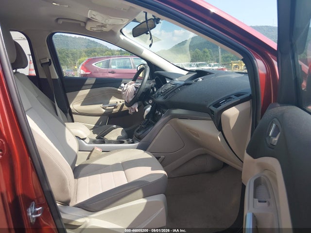 46005200 :رقم المزاد ، 1FMCU9G91EUE36622 vin ، 2014 Ford Escape Se مزاد بيع