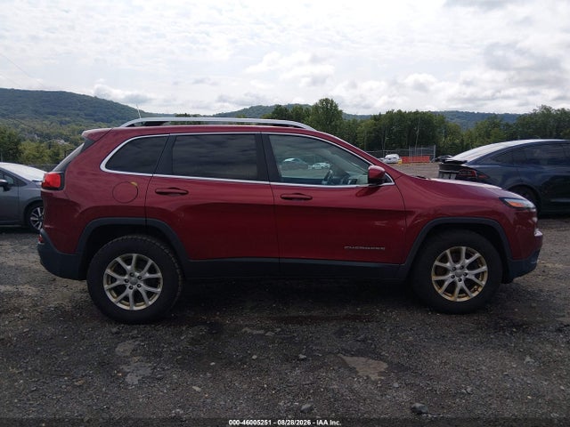 46005251 :رقم المزاد ، 1C4PJMCS7GW182710 vin ، 2016 Jeep Cherokee Latitude مزاد بيع