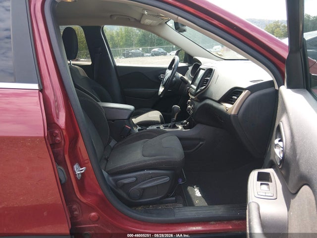 46005251 :رقم المزاد ، 1C4PJMCS7GW182710 vin ، 2016 Jeep Cherokee Latitude مزاد بيع