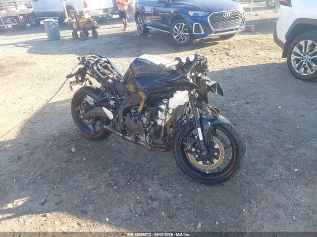 46005272 :رقم المزاد ، ML5ZXCP18SDA39639 vin ، 2025 Kawasaki Zx400 P مزاد بيع