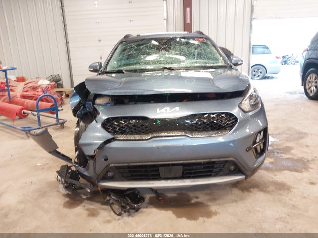 46005278 :رقم المزاد ، KNDCC3LC2N5536681 vin ، 2022 Kia Niro Touring Se مزاد بيع