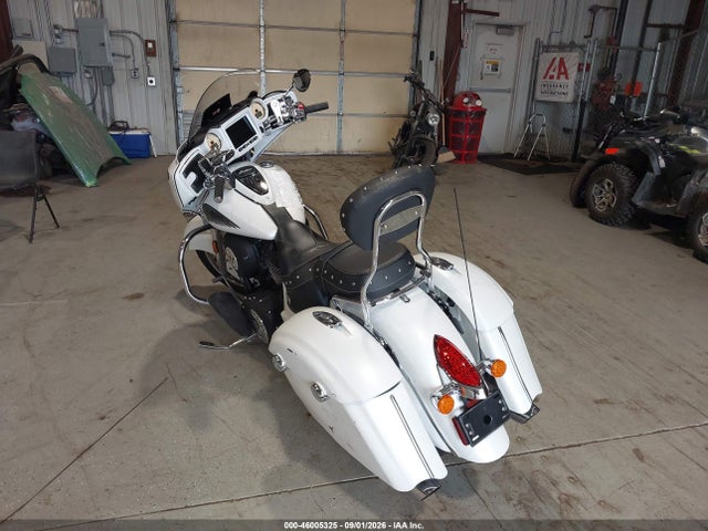 2017 Indian Motorcycle Co. Chieftain მანქანა იყიდება აუქციონზე, vin: 56KTCAAAXH3346319, აუქციონის ნომერი: 46005325