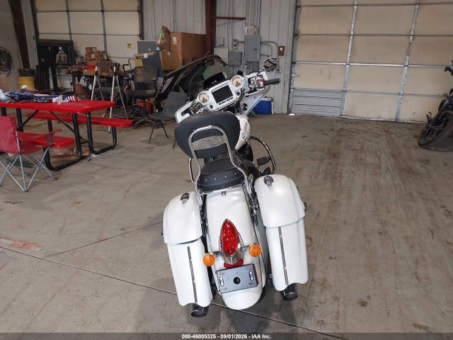 2017 Indian Motorcycle Co. Chieftain მანქანა იყიდება აუქციონზე, vin: 56KTCAAAXH3346319, აუქციონის ნომერი: 46005325