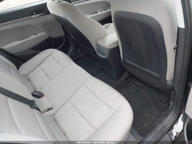 Продажа на аукционе авто 2018 Hyundai Elantra Se, vin: 5NPD74LF2JH262384, номер лота: 46005331
