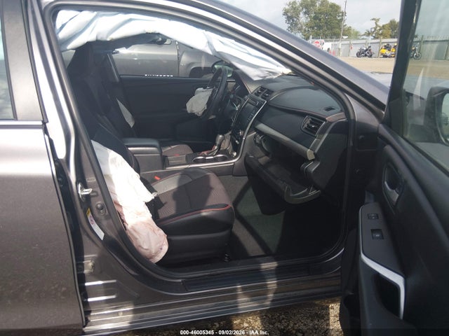 2017 Toyota Camry Se მანქანა იყიდება აუქციონზე, vin: 4T1BF1FK2HU413897, აუქციონის ნომერი: 46005345