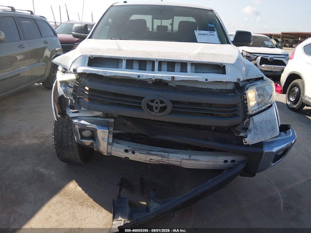 46005395 :رقم المزاد ، 5TFRY5F1XFX185543 vin ، 2015 Toyota Tundra Sr5 5.7l V8 مزاد بيع