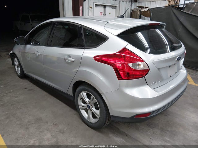 Ford FOCUS SE 2014 1FADP3K26EL321551 Image 3