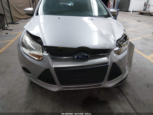 Ford FOCUS SE 2014 1FADP3K26EL321551 Image 6