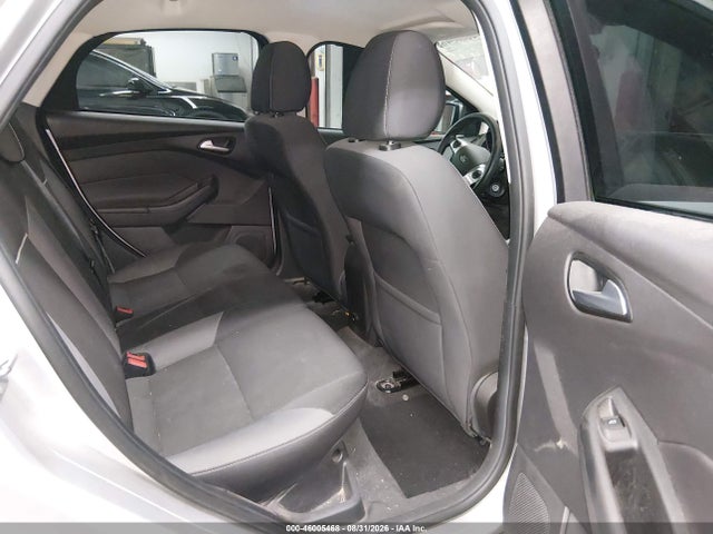 Ford FOCUS SE 2014 1FADP3K26EL321551 Image 8