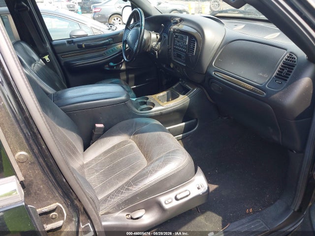 46005474 :رقم المزاد ، 5LTEW05A32KJ02306 vin ، 2002 Lincoln Blackwood مزاد بيع