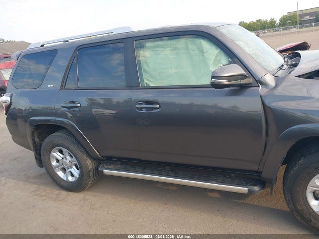 2017 Toyota 4runner Sr5 Premium მანქანა იყიდება აუქციონზე, vin: JTEBU5JRXH5419460, აუქციონის ნომერი: 46005523