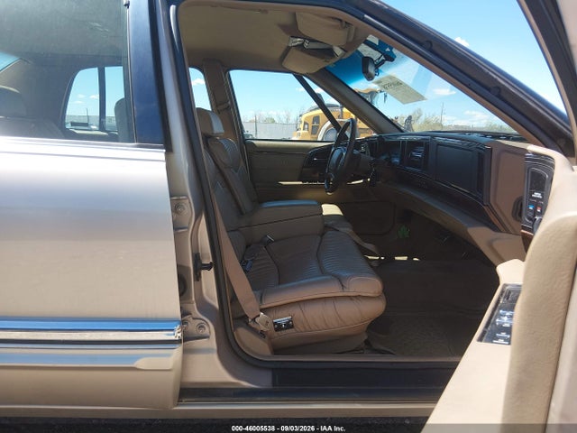 46005538 :رقم المزاد ، 1G4CU5211RH614652 vin ، 1994 Buick Park Avenue Ultra مزاد بيع
