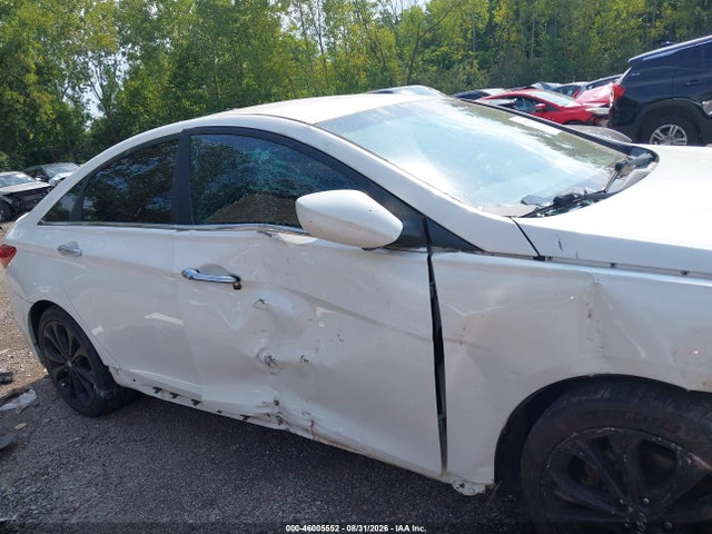 Продажа на аукционе авто 2013 Hyundai Sonata Se 2.0t, vin: 5NPEC4AB9DH752664, номер лота: 46005552