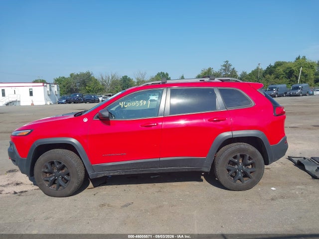 46005571 :رقم المزاد ، 1C4PJMBB4HW587443 vin ، 2017 Jeep Cherokee Trailhawk 4x4 مزاد بيع