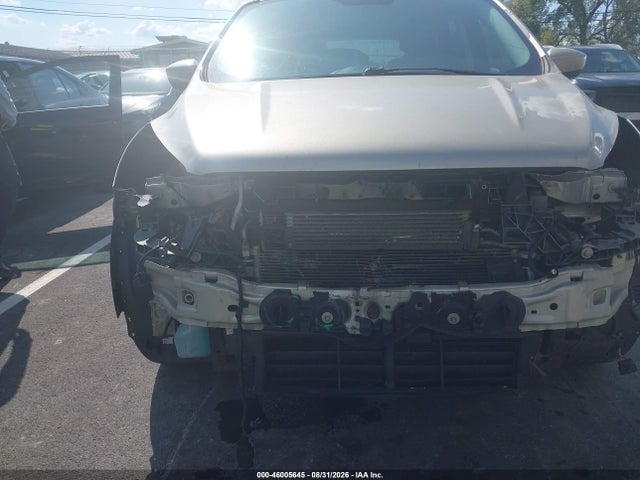 46005645 :رقم المزاد ، 1FMCU0GD7HUD50512 vin ، 2017 Ford Escape Se مزاد بيع