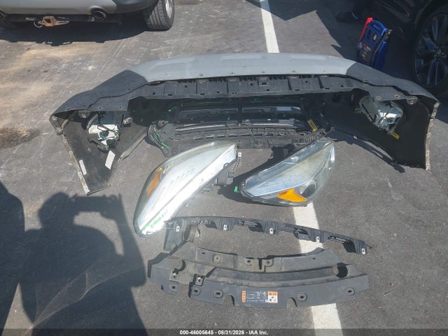 46005645 :رقم المزاد ، 1FMCU0GD7HUD50512 vin ، 2017 Ford Escape Se مزاد بيع