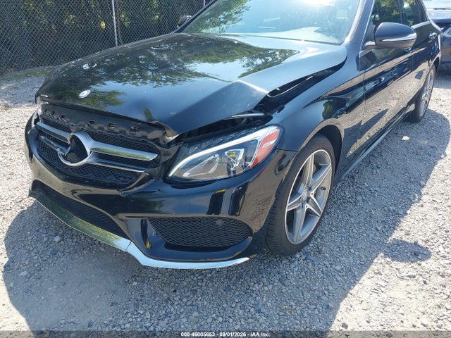 2015 Mercedes-benz C 300 Sport 4matic მანქანა იყიდება აუქციონზე, vin: 55SWF4KB5FU090172, აუქციონის ნომერი: 46005653