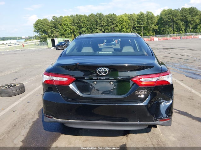 Продаж на аукціоні авто 2018 Toyota Camry Le, vin: 4T1B11HK2JU601188, номер лоту: 46005696