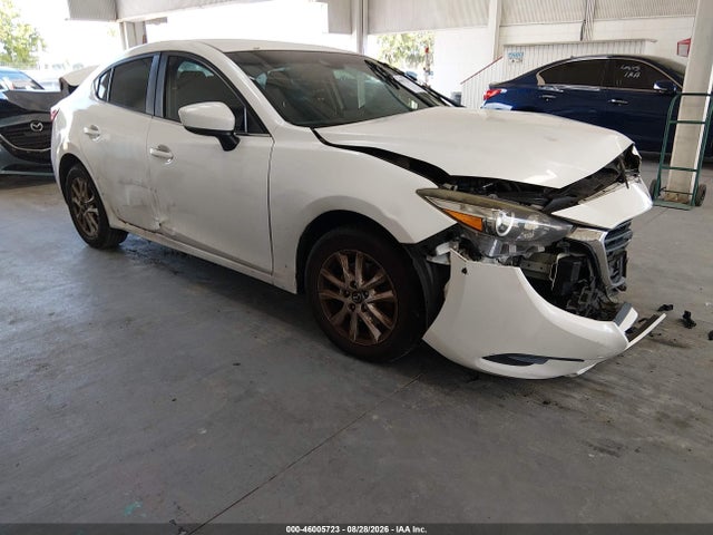 46005723 :رقم المزاد ، 3MZBN1U77JM207441 vin ، 2018 Mazda Mazda3 Sport مزاد بيع