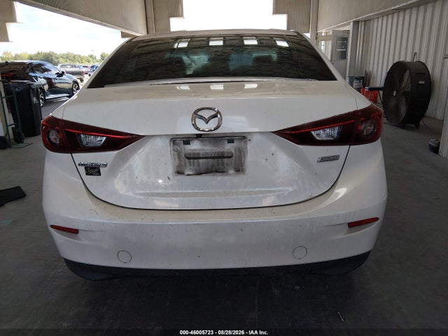 Продаж на аукціоні авто 2018 Mazda Mazda3 Sport, vin: 3MZBN1U77JM207441, номер лоту: 46005723