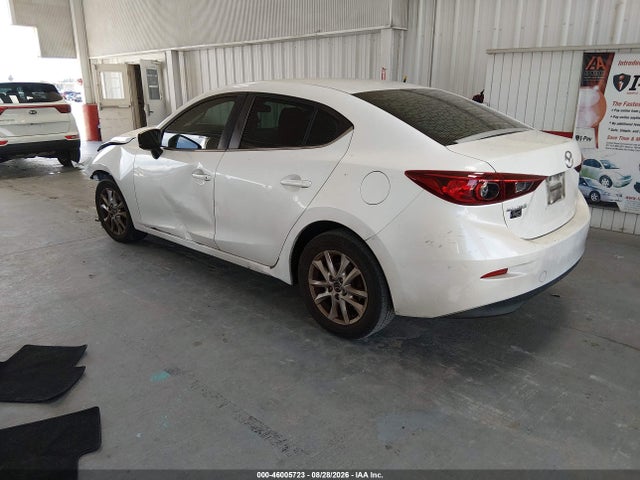 Продаж на аукціоні авто 2018 Mazda Mazda3 Sport, vin: 3MZBN1U77JM207441, номер лоту: 46005723