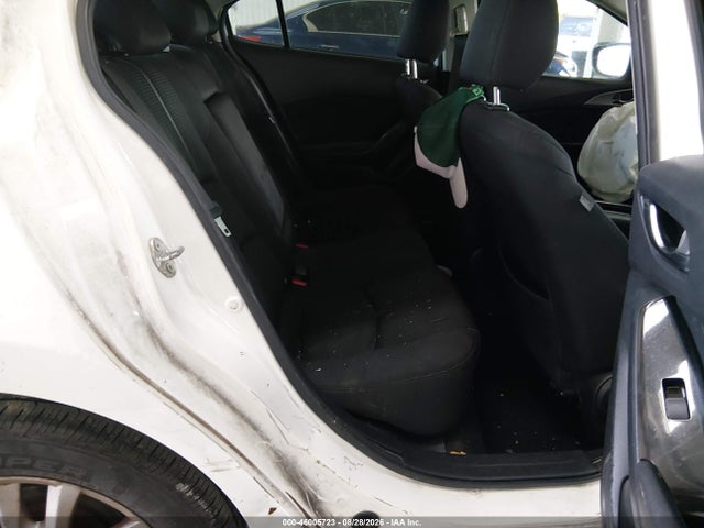 Продаж на аукціоні авто 2018 Mazda Mazda3 Sport, vin: 3MZBN1U77JM207441, номер лоту: 46005723