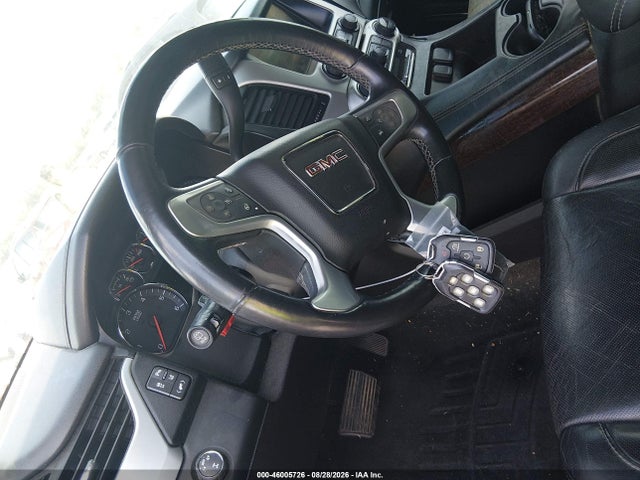 2015 Gmc Yukon Xl K1500 Slt მანქანა იყიდება აუქციონზე, vin: 1GKS2HKC1FR124294, აუქციონის ნომერი: 46005726