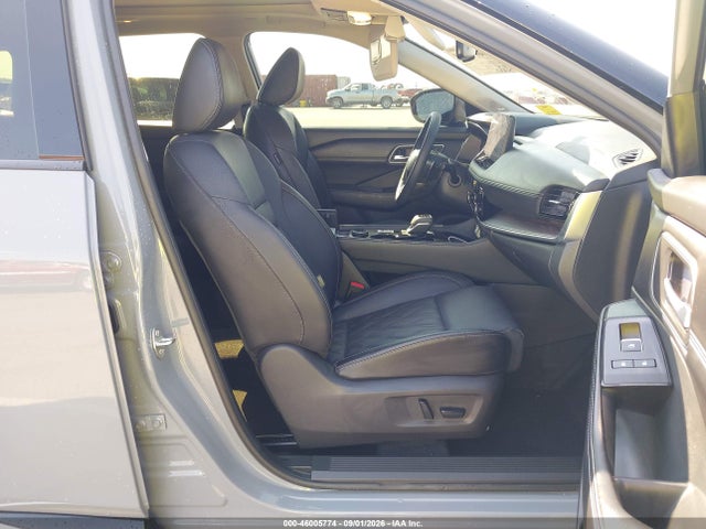 46005774 :رقم المزاد ، JN8BT3DD0SW304433 vin ، 2025 Nissan Rogue Platinum Intelligent Awd مزاد بيع