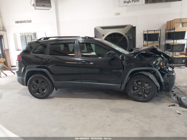 46005822 :رقم المزاد ، 1C4PJMLX6KD349252 vin ، 2019 Jeep Cherokee Altitude 4x4 مزاد بيع