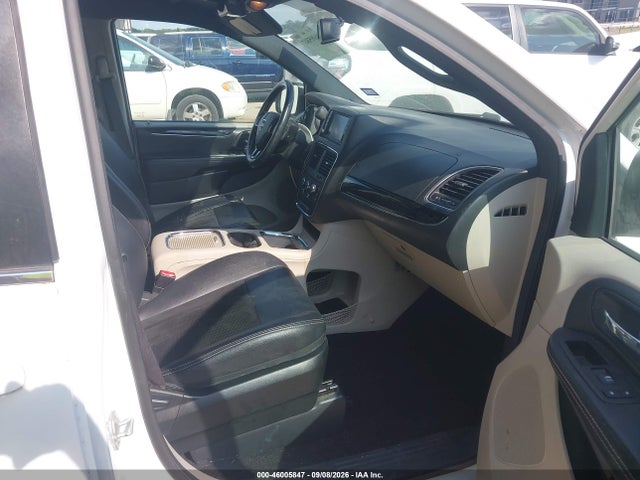 2017 Dodge Grand Caravan Sxt მანქანა იყიდება აუქციონზე, vin: 2C4RDGCG8HR863191, აუქციონის ნომერი: 46005847