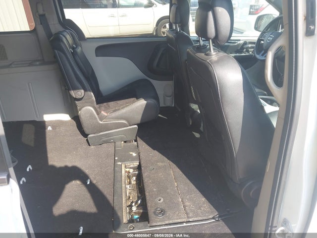 2017 Dodge Grand Caravan Sxt მანქანა იყიდება აუქციონზე, vin: 2C4RDGCG8HR863191, აუქციონის ნომერი: 46005847